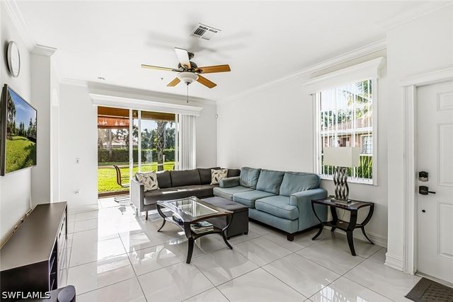 14165 Winchester CT 204, Naples, FL 34114