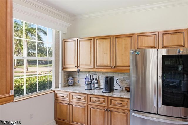 14165 Winchester CT 204, Naples, FL 34114