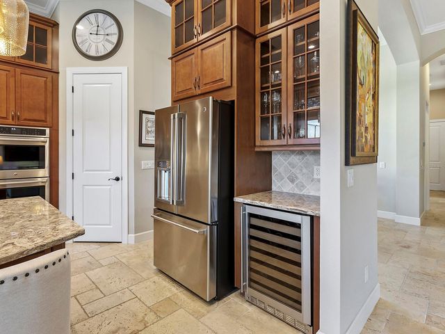 4828 BENITO COURT, Bradenton, FL 34211