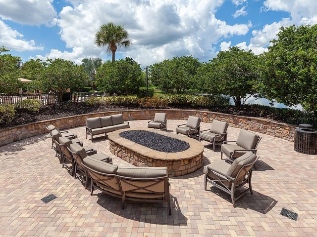4828 BENITO COURT, Bradenton, FL 34211