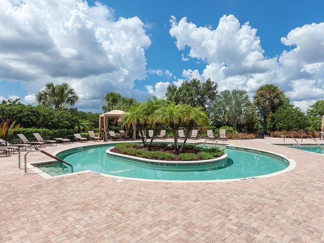 4828 BENITO COURT, Bradenton, FL 34211