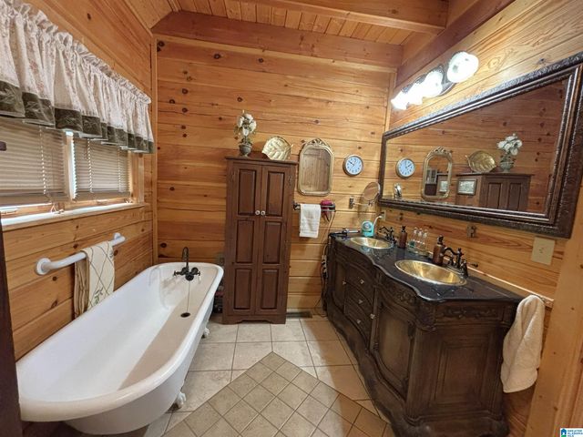 333 MOUNTAIN CREST DRIVE, Pell City, AL 35128