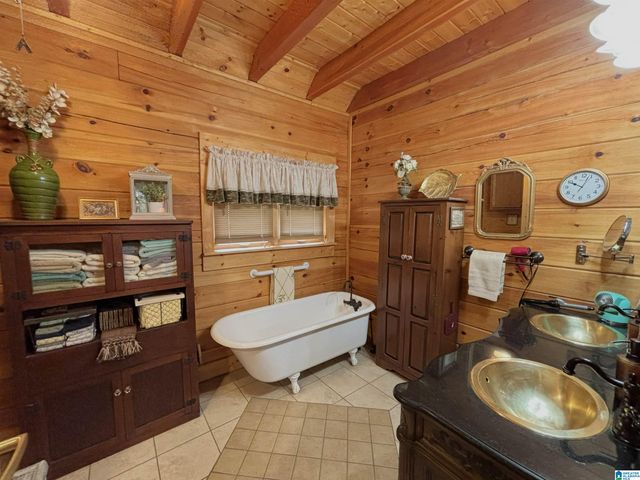 333 MOUNTAIN CREST DRIVE, Pell City, AL 35128