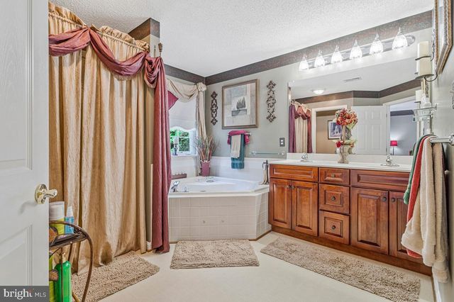 13955 FINN CT, Bryantown, MD 20617
