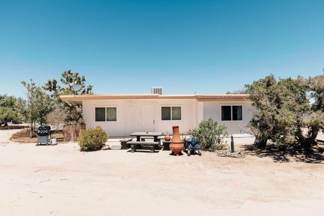 8837 Hardesty Drive Drive, Yucca Valley, CA 92284