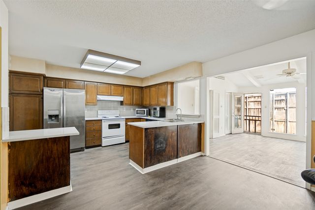 11916 Leisure Drive, Dallas, TX 75243