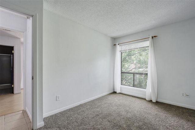 1705 Crossing PL A109, Austin, TX 78741