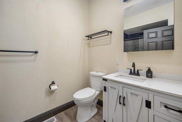 3220 SW 13th Street, Des Moines, IA 50321
