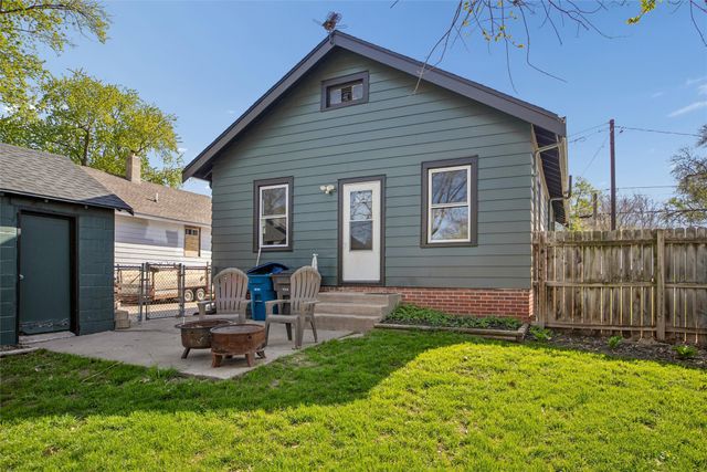 3220 SW 13th Street, Des Moines, IA 50321