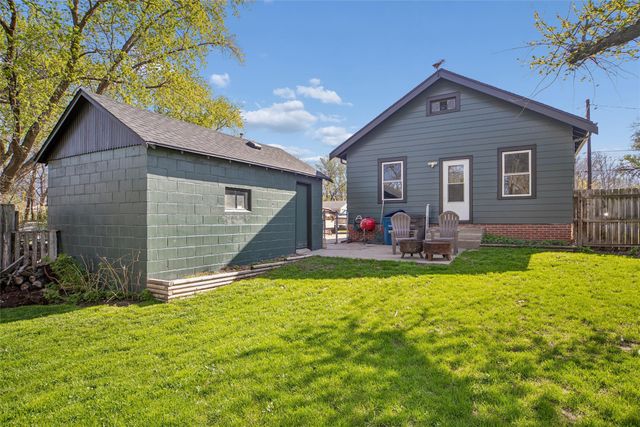 3220 SW 13th Street, Des Moines, IA 50321