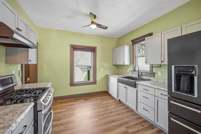 3220 SW 13th Street, Des Moines, IA 50321