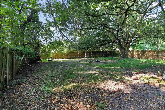 4534 Glen Oaks Dr, Baton Rouge, LA 70811