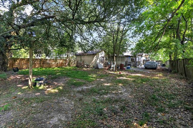 4534 Glen Oaks Dr, Baton Rouge, LA 70811