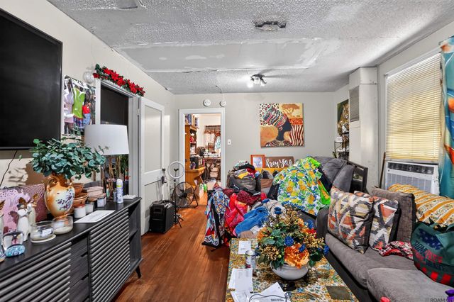 4534 Glen Oaks Dr, Baton Rouge, LA 70811