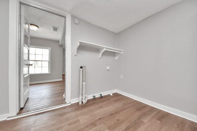 3603 Crosby Cedar Bayou Road, Baytown, TX 77521
