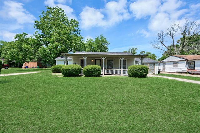 3603 Crosby Cedar Bayou Road, Baytown, TX 77521