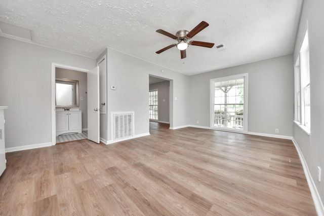 3603 Crosby Cedar Bayou Road, Baytown, TX 77521
