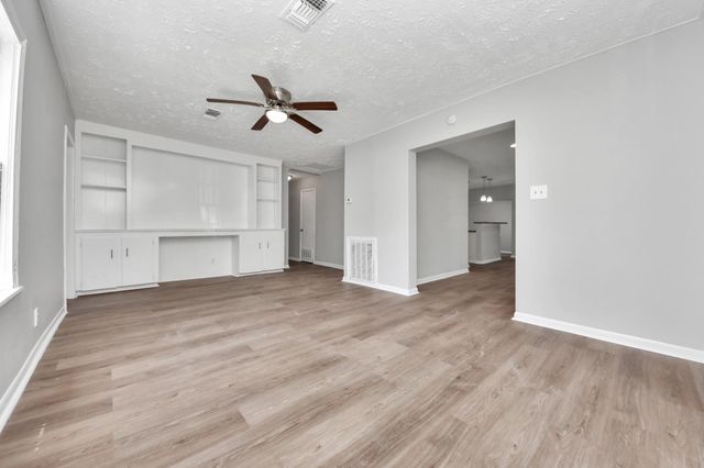 3603 Crosby Cedar Bayou Road, Baytown, TX 77521