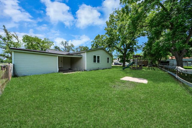 3603 Crosby Cedar Bayou Road, Baytown, TX 77521