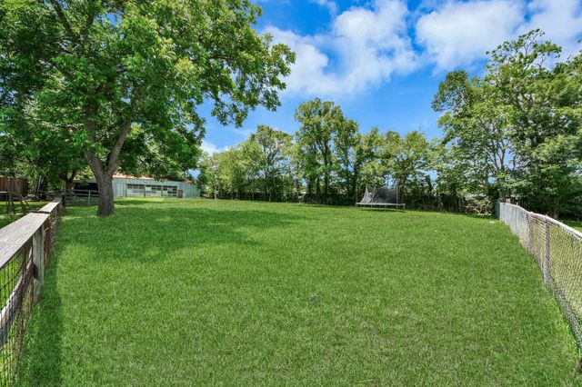 3603 Crosby Cedar Bayou Road, Baytown, TX 77521
