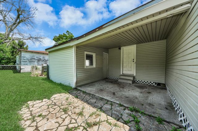 3603 Crosby Cedar Bayou Road, Baytown, TX 77521