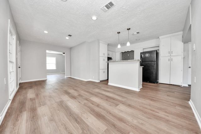 3603 Crosby Cedar Bayou Road, Baytown, TX 77521