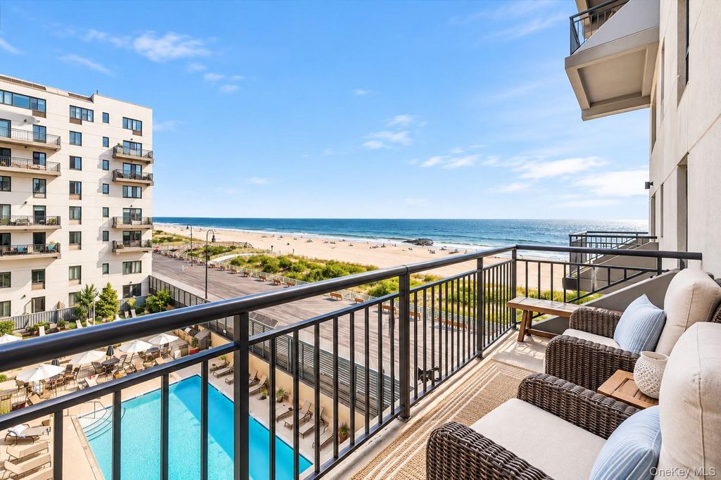 100 W Broadway 4N, Long Beach, NY 11561 — exterior