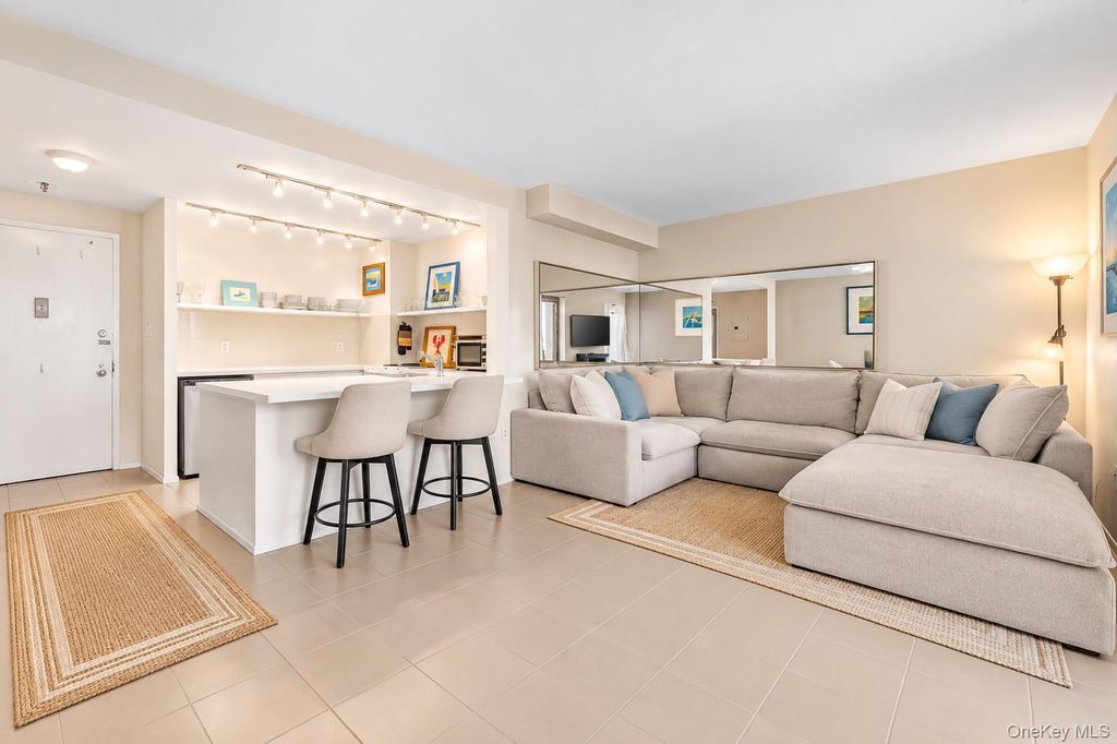 100 W Broadway 4N, Long Beach, NY 11561 — photo 5