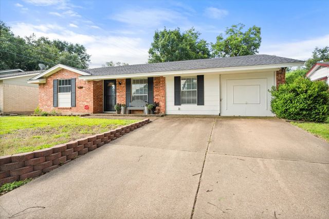 3012 Lisa Lane, Arlington, TX 76013