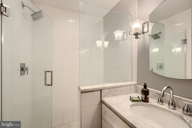 723 S POTOMAC ST, Baltimore, MD 21224