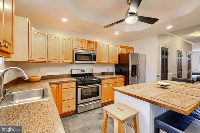 723 S POTOMAC ST, Baltimore, MD 21224