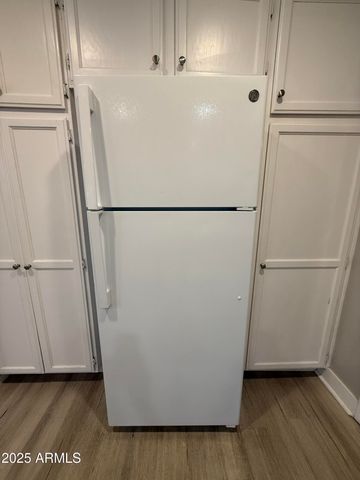 1840 E CLARENDON Avenue, Phoenix, AZ 85016