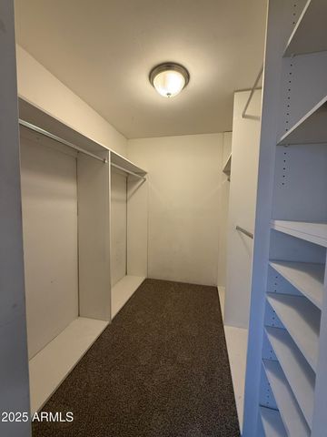 1840 E CLARENDON Avenue, Phoenix, AZ 85016