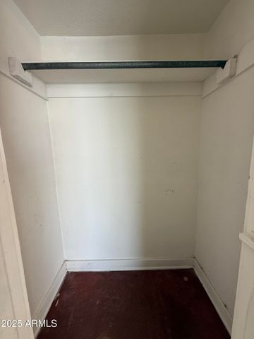 1840 E CLARENDON Avenue, Phoenix, AZ 85016