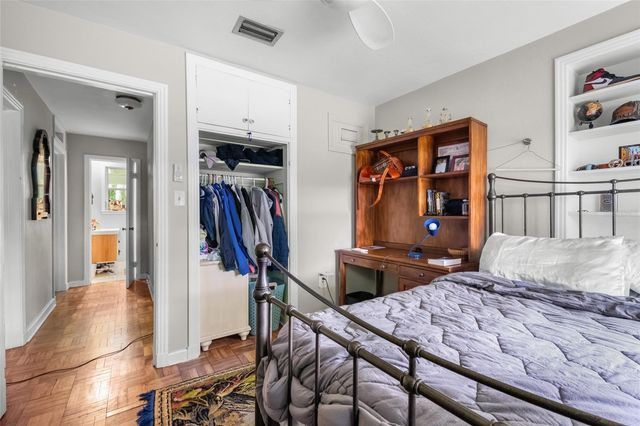 2034 NW 8TH PLACE, Gainesville, FL 32603