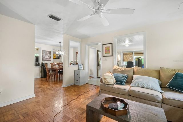 2034 NW 8TH PLACE, Gainesville, FL 32603