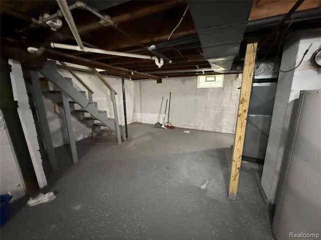 664 Melrose Street, Pontiac, MI 48340