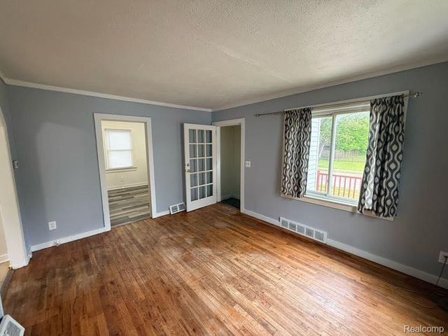 664 Melrose Street, Pontiac, MI 48340