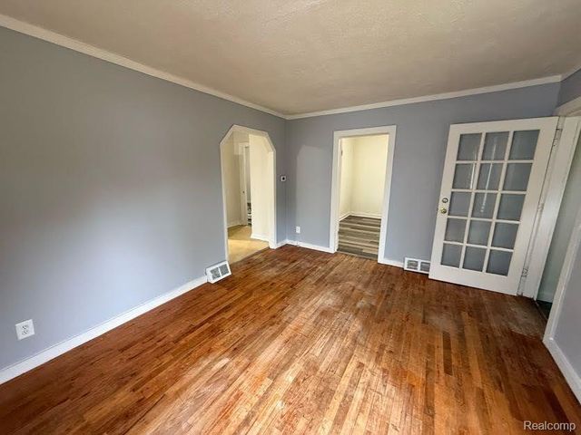 664 Melrose Street, Pontiac, MI 48340