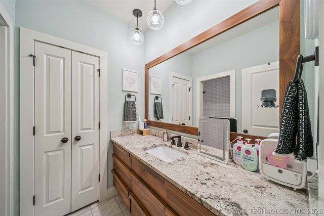 6690 E 525 Road, Claremore, OK 74019