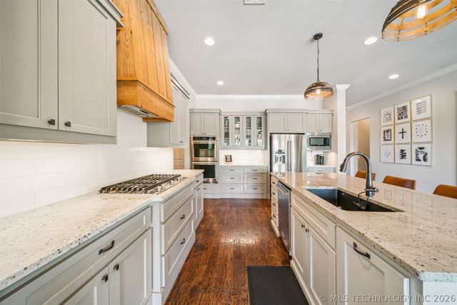 6690 E 525 Road, Claremore, OK 74019