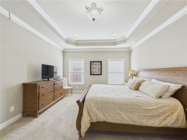 5713 61st Street, Rogers, AR 72758