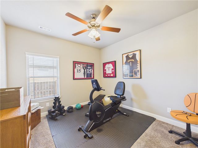 5713 61st Street, Rogers, AR 72758