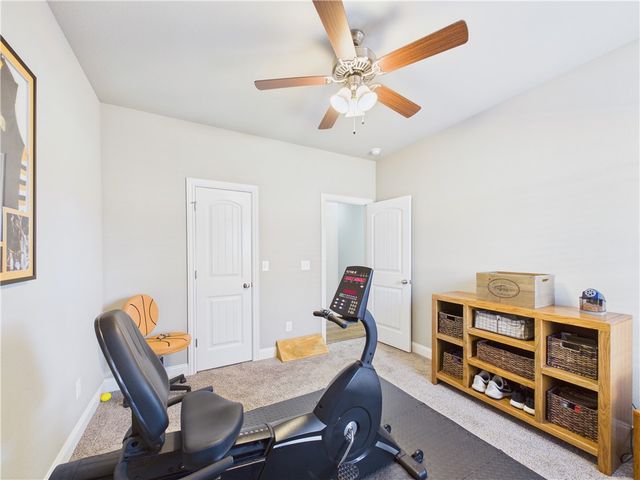 5713 61st Street, Rogers, AR 72758