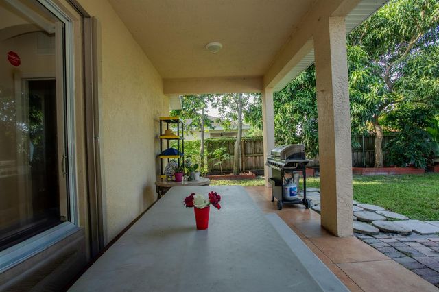 1518 SW Hutchins Street, Port St. Lucie, FL 34983