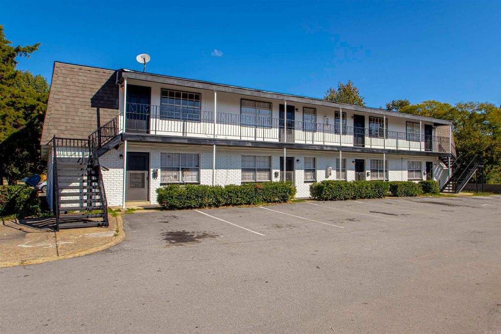 515 Brookside Drive, Little Rock, AR 72205