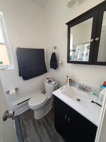 646 W Roscoe Avenue 2N, Chicago, IL 60657