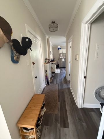 646 W Roscoe Avenue 2N, Chicago, IL 60657