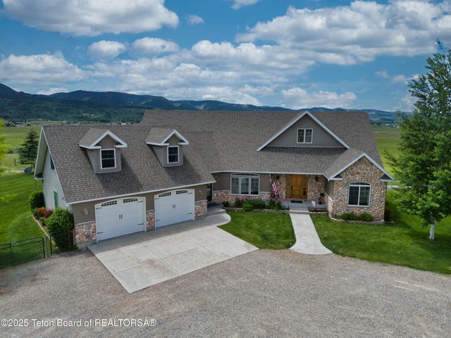 280 CEDAR CIRCLE, Swan Valley, ID 83449