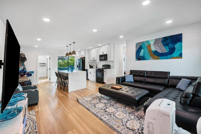 1551 SE 23rd Avenue, Pompano Beach, FL 33062